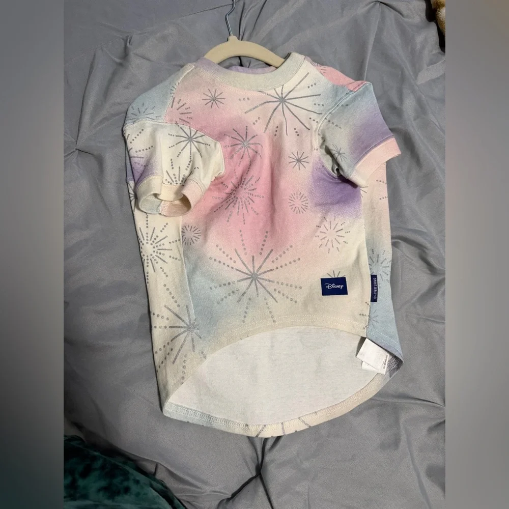 Disney 100 dog puppy shirt spirit jersey size large